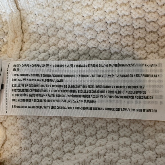 Abercrombie & Fitch Cream V-Neck Sweater - Picture 5 of 5